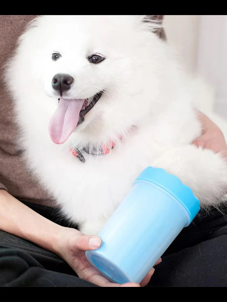Iron Paw Portable Silicone Paw Cleaning Cup